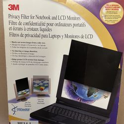 TWO 3M Laptop Privacy Screens