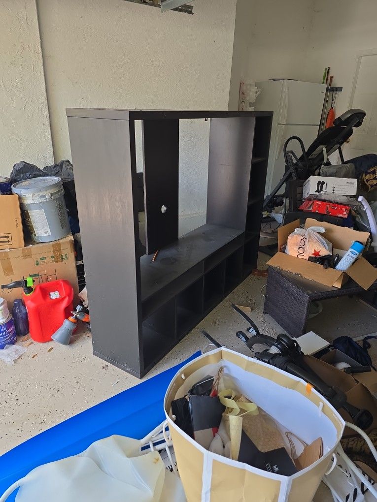 TV STAND IKEA