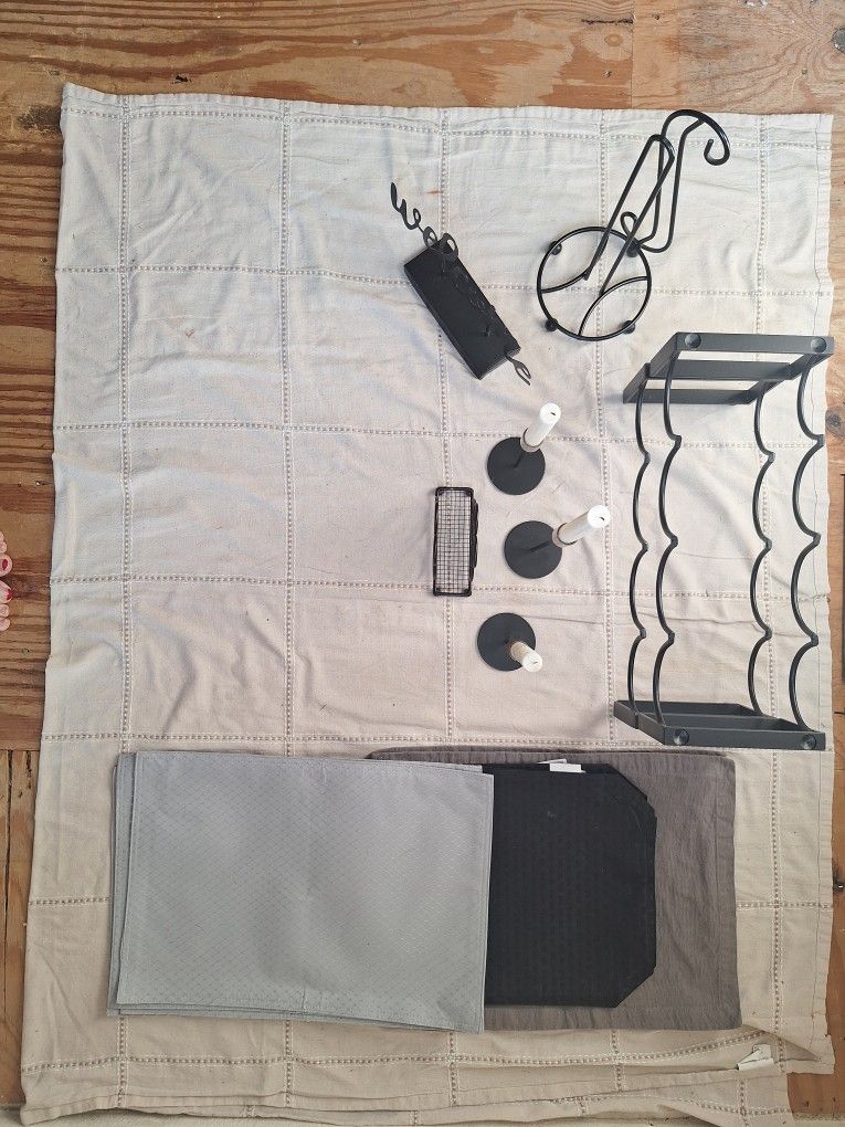 Black Kitchen Decorations