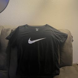 Women’s Nike T-Shirt Size XL