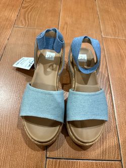 Dolce vita girl sandals
