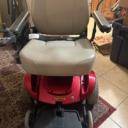 PRICE DROP PRIDE JAZZY SELECT POWER CHAIR AS NEW &new Batteries