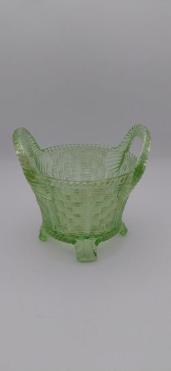 Beautiful Vintage Northwood Lime Green Glass Bushel Basket
