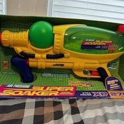 Rare Vintage 90's Super Soaker XP 270 Brand New