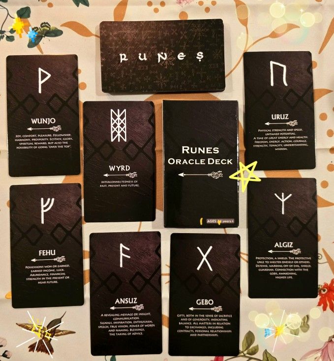 Runes Oracle Deck *Like New* Celtic/Nordic Witchy altar supplies divination tools π―