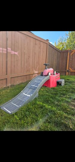 *PENDING* radio flyer kids ramp *Pending *
