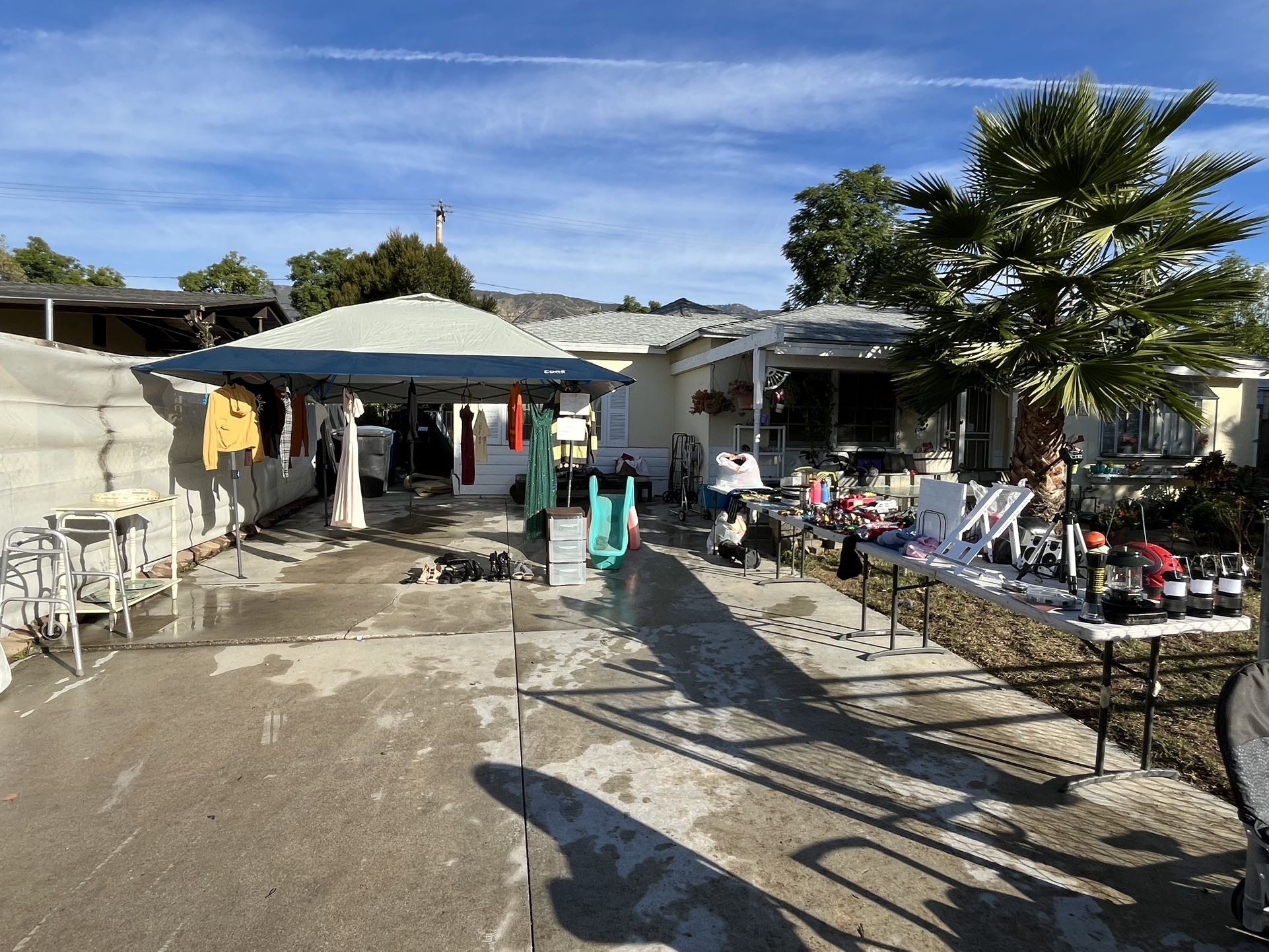 YARD SALE Saturday And Sunday 11/29-11/30