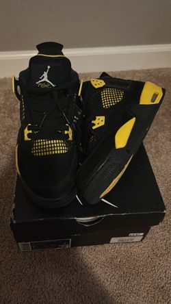 Jordan 4 yellow thunder