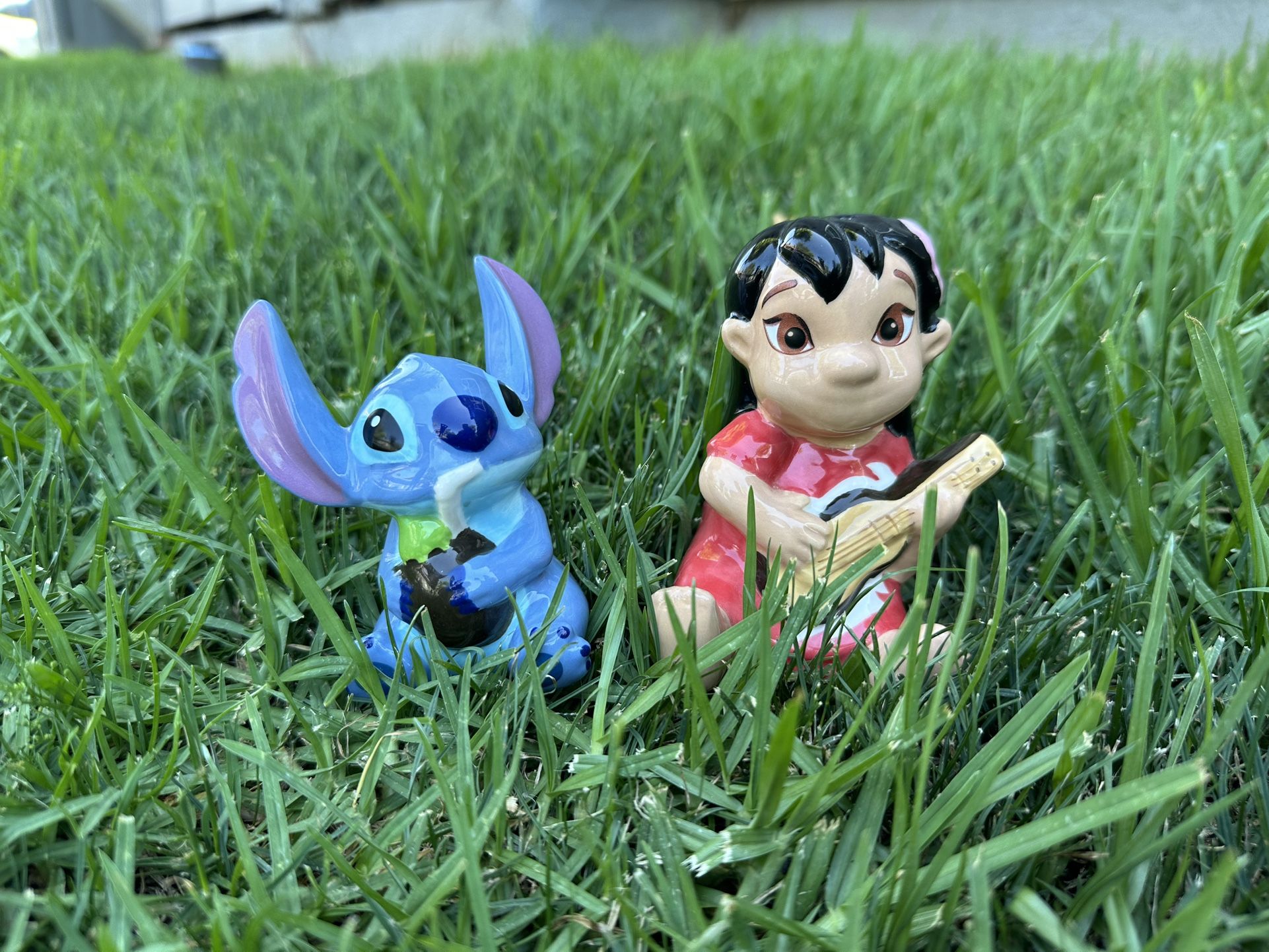 LIlo & Stitch Salt And Pepper Shakers