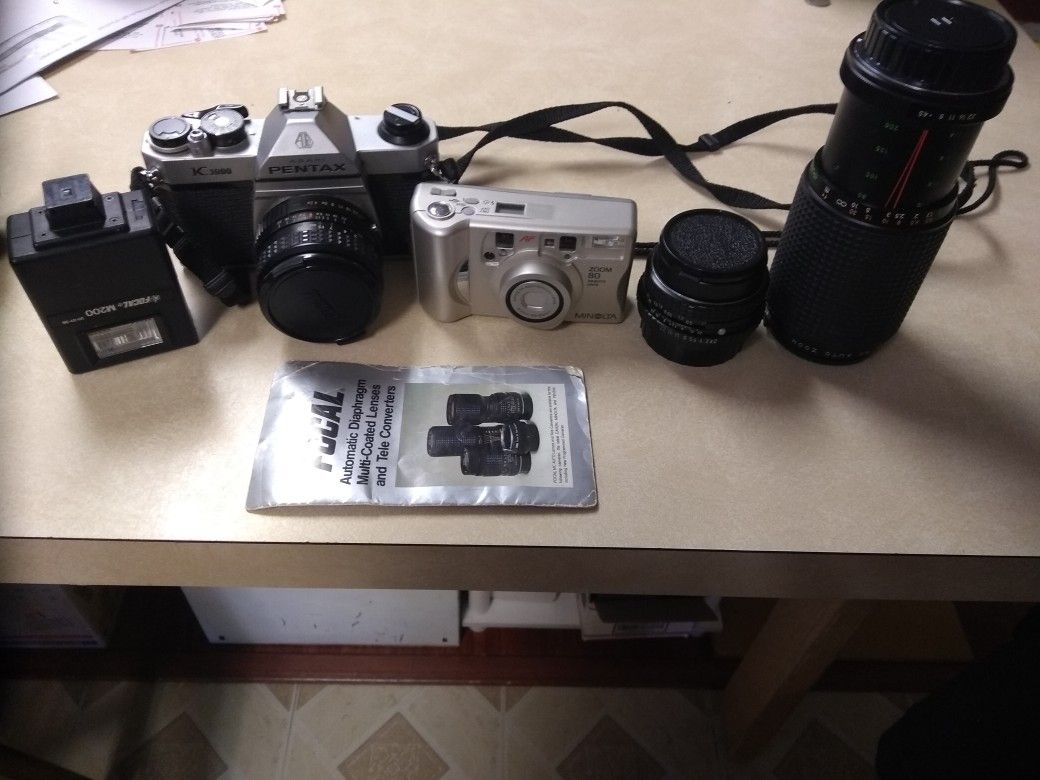 Pentax 35 MM Camera & Minolta Zoom Camera