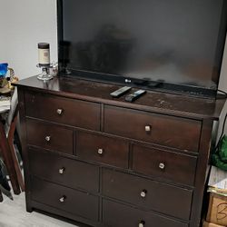 Wooden Dresser With Mirror And Night Stand 