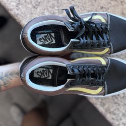 Men’s Shoes Size 11 