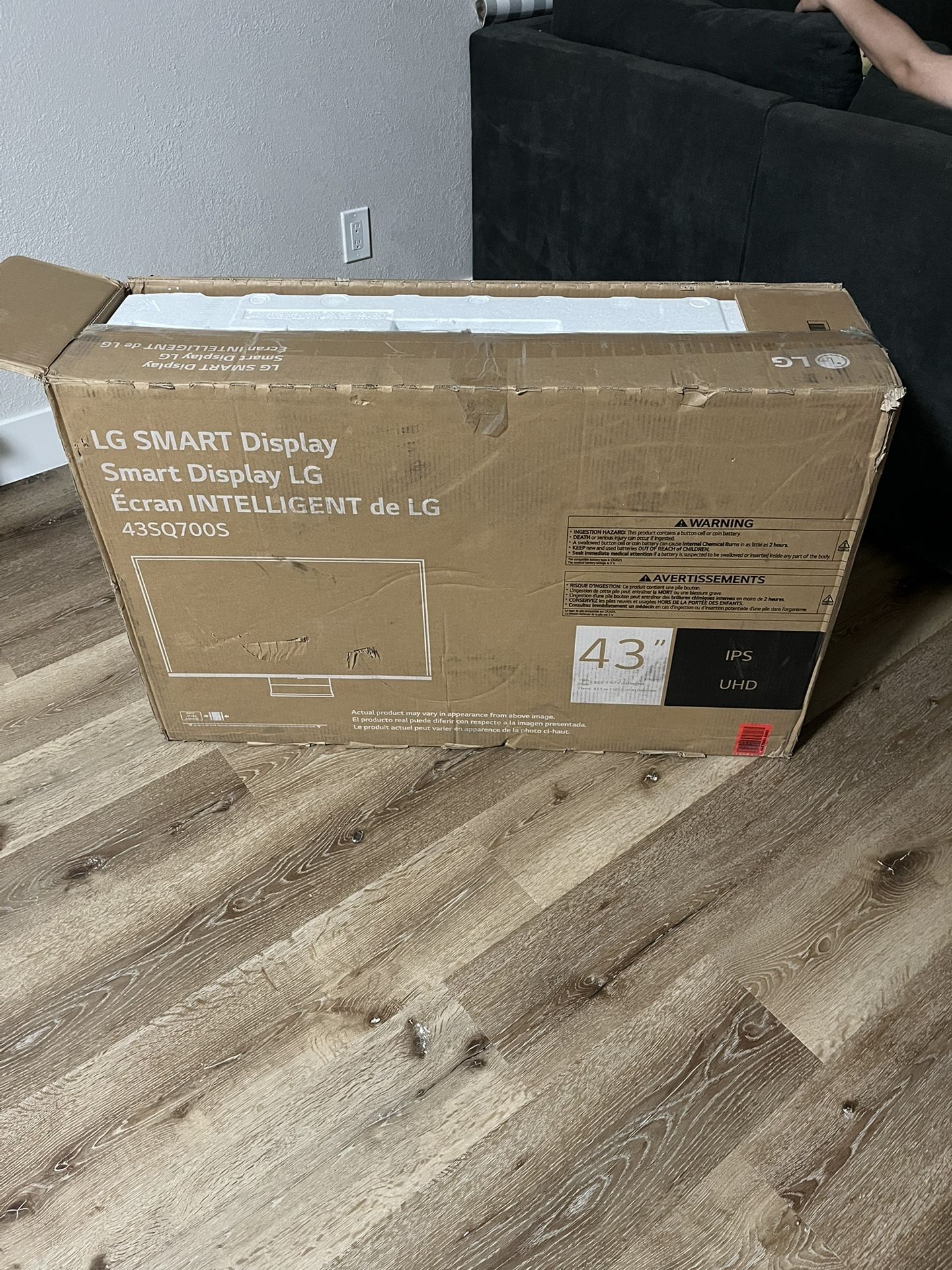43” LG Smart Monitor