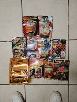 NASCAR Die-Cast Collectibles Lot of 10