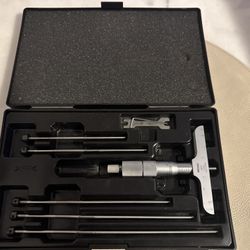 MITUTOYO DEPTH MICROMETER NO. 129-132 DMC 4-6"  0-6" 4" BASE