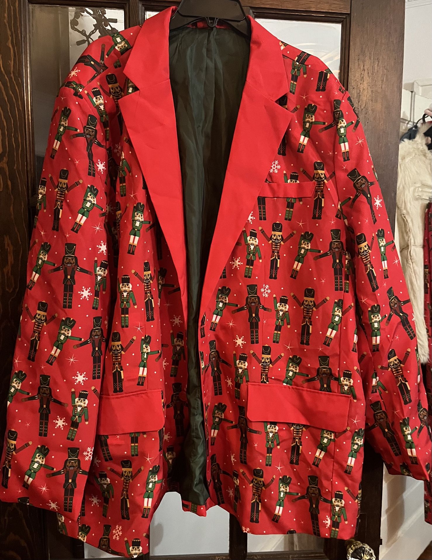 Men's Christmas Suit - LIGHTS UP Ugly Holiday Festive Nutcracker MotifOutfit - Includes Blazer, Pants XXL Poly 32” Shoulder to Hem, 16” Underarm to He