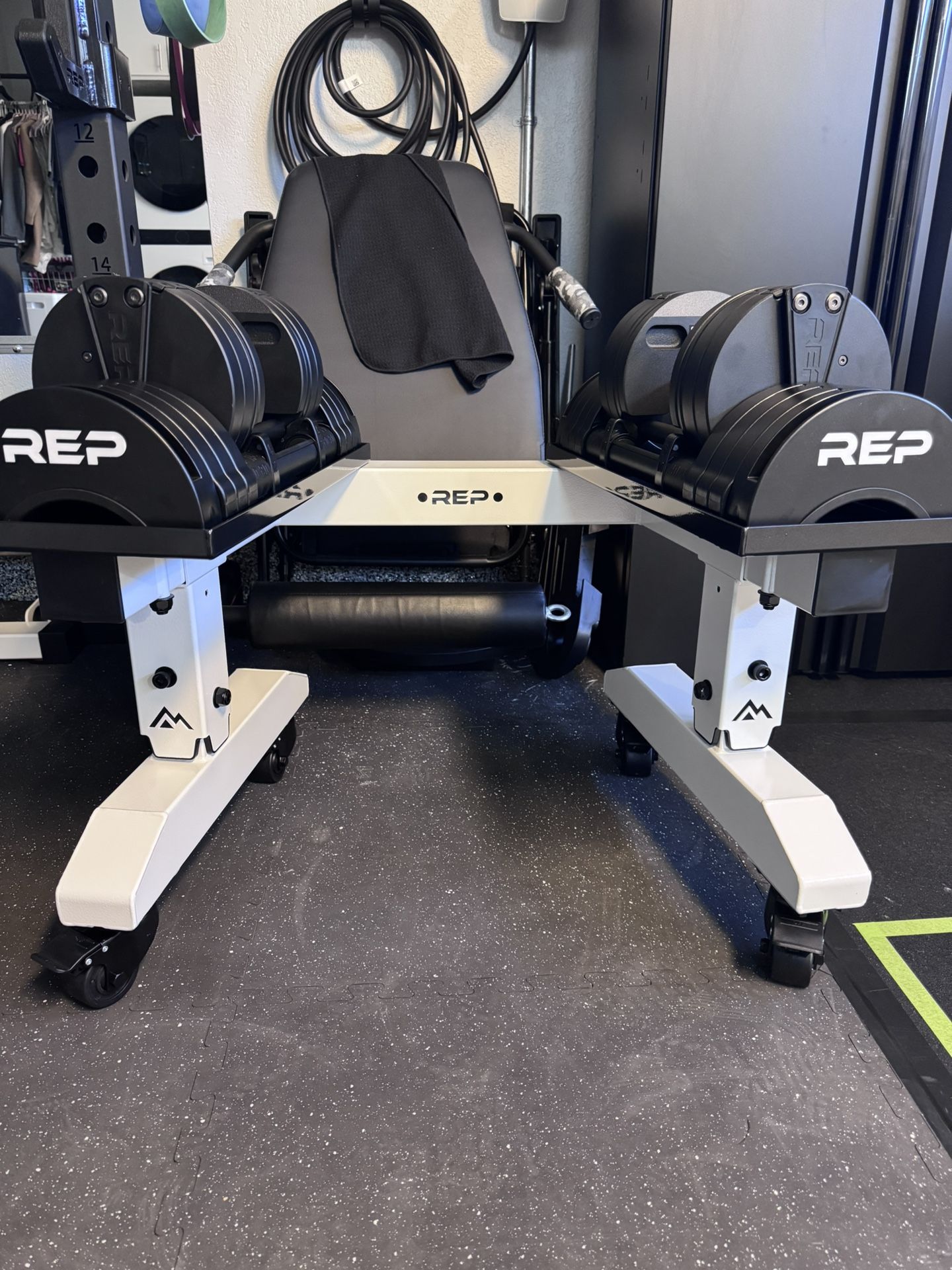 🔩 REP Fitness QuickDraw Adjustable Dumbbells + Stand (Like New)