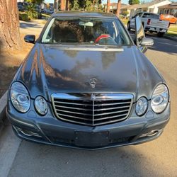 2008 Mercedes Benz E-350 4matic Sedan 
