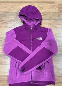 Northface womans fleece size med.