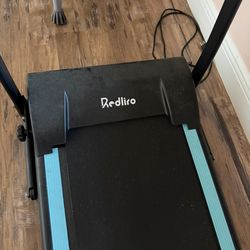 Redliro Walking machine.