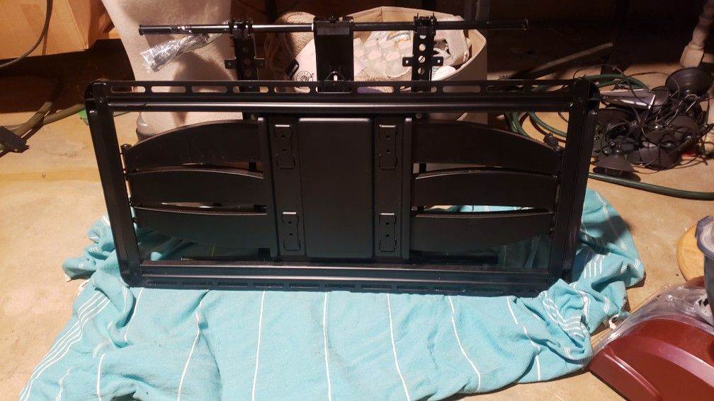 Sanus FLAT screen TV Wall Mount
