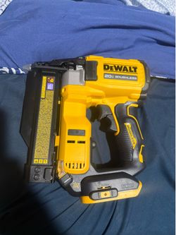 Dewalt 20v pin nailer (tool only)