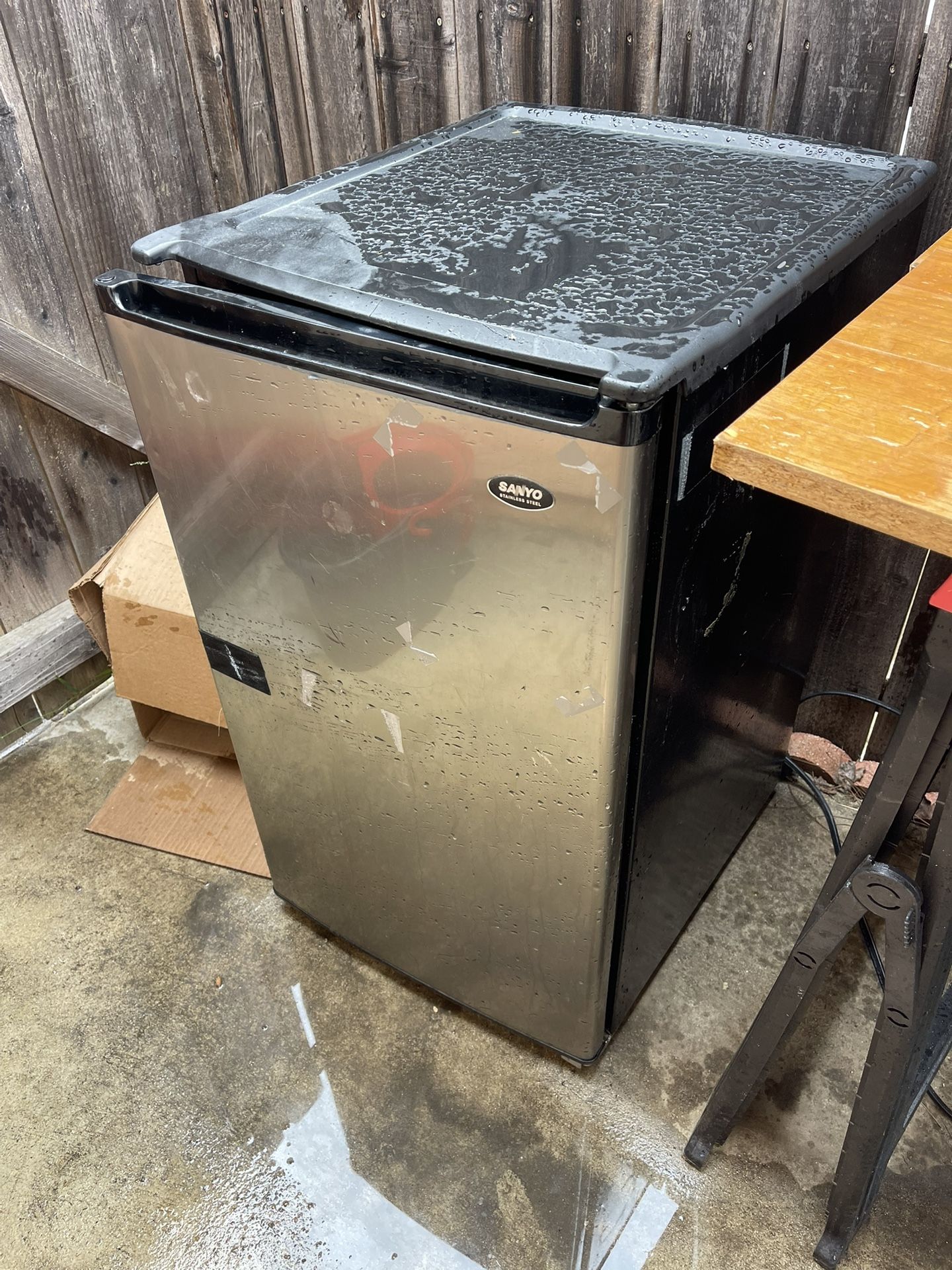 Mini Fridge