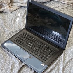 Hp 2000 Laptop With Power Cord And Microsoft Windows 