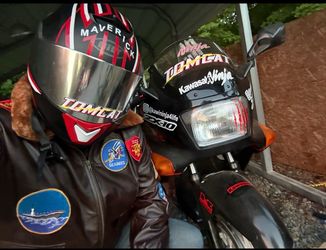 2-Kawasaki zx-10 / tomcats for sale, collectors items