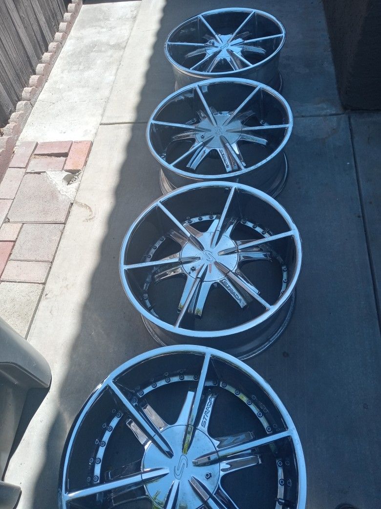 Juegos De Rines Para Una Troca Chevy Medida 22 En Buenas Condiciones