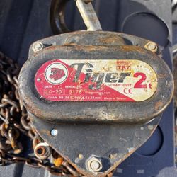 Tiger Hand Chain Hoist 4000-lb 