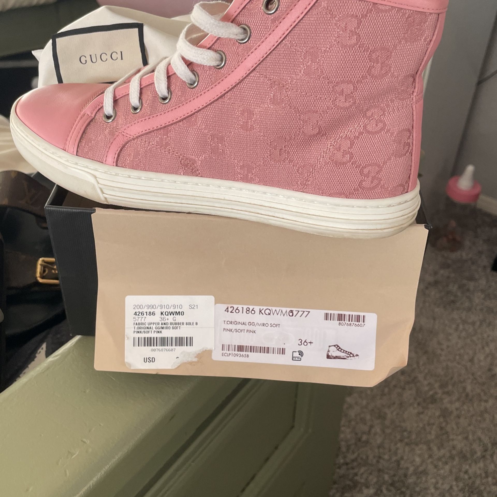 gucci tennis Authentic