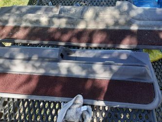 G body door panels and passenger seat