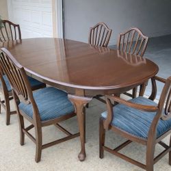 Ethan Allen Solid Wood Dining Set – Table w/ 2 Leaves + 6 Chairs