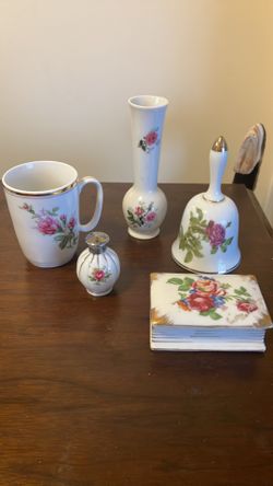 Lot of purple Pink Rose Peony Romantic Ceramic Victorian Decor items 