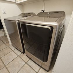 Gas Dryer-Samsung-7.4 Cu. Ft. Smart Gas Dryer-Needs Servicing-Sold As Is