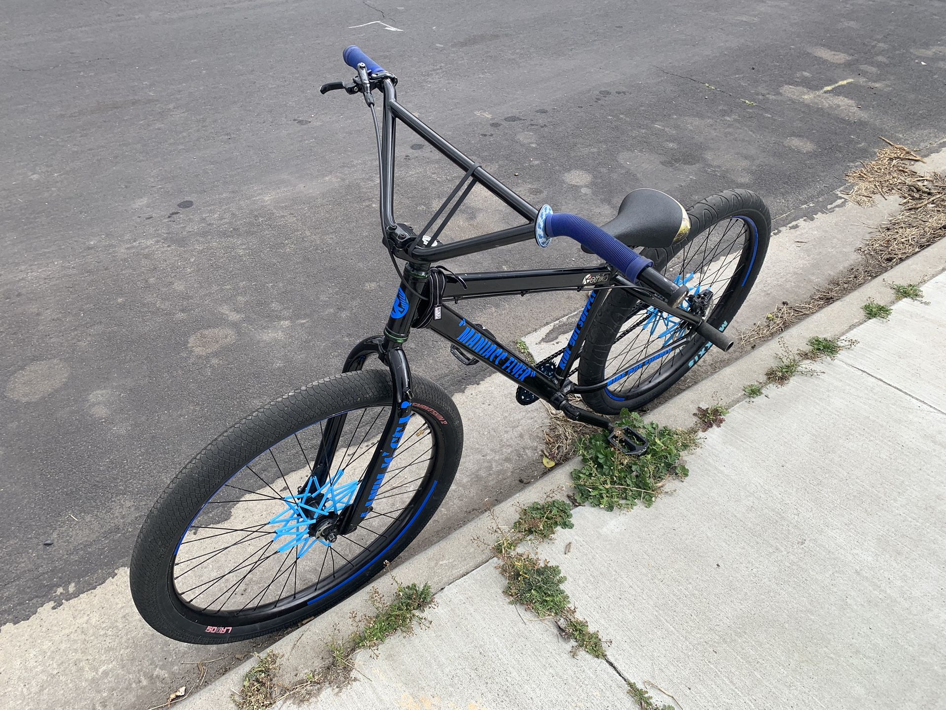 fully custom 27.5 maniacc flyer
