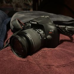Canon Rebel T7