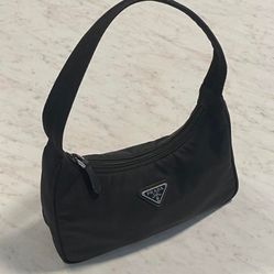 Nylon Shoulder Bag 