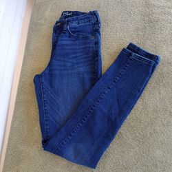 Women's Universal Thread High Rise Skinny Jeans • Size 6/28R