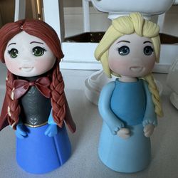 Frozen Dolls