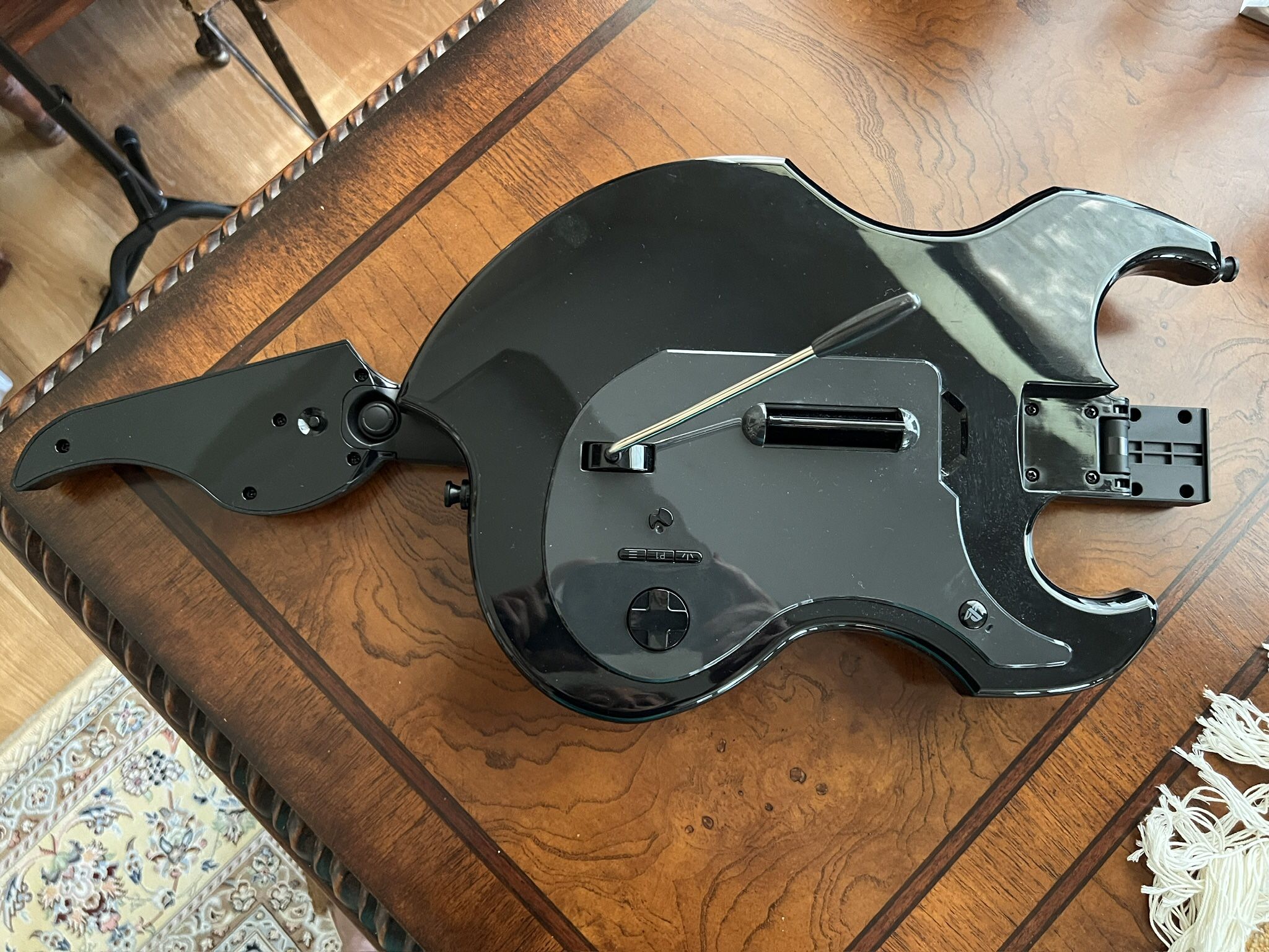 RIFFMASTER WIRELESS GUITAR FOR PS5, PS4