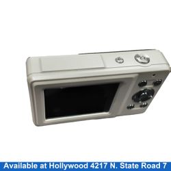 Vivitar Vecs124x2 White Digital Camera