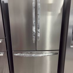 Frigidaire Refrigerator 