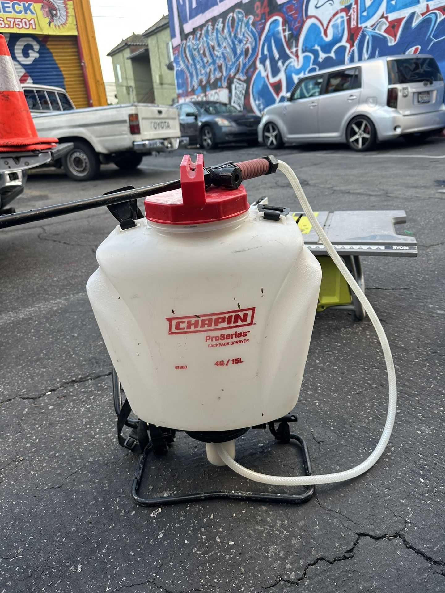 Chapin 4 Gal. Professional Wide-Mouth Backpack SPrayer