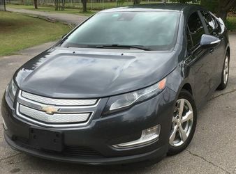 Chevy Volt Hybrid Plug In