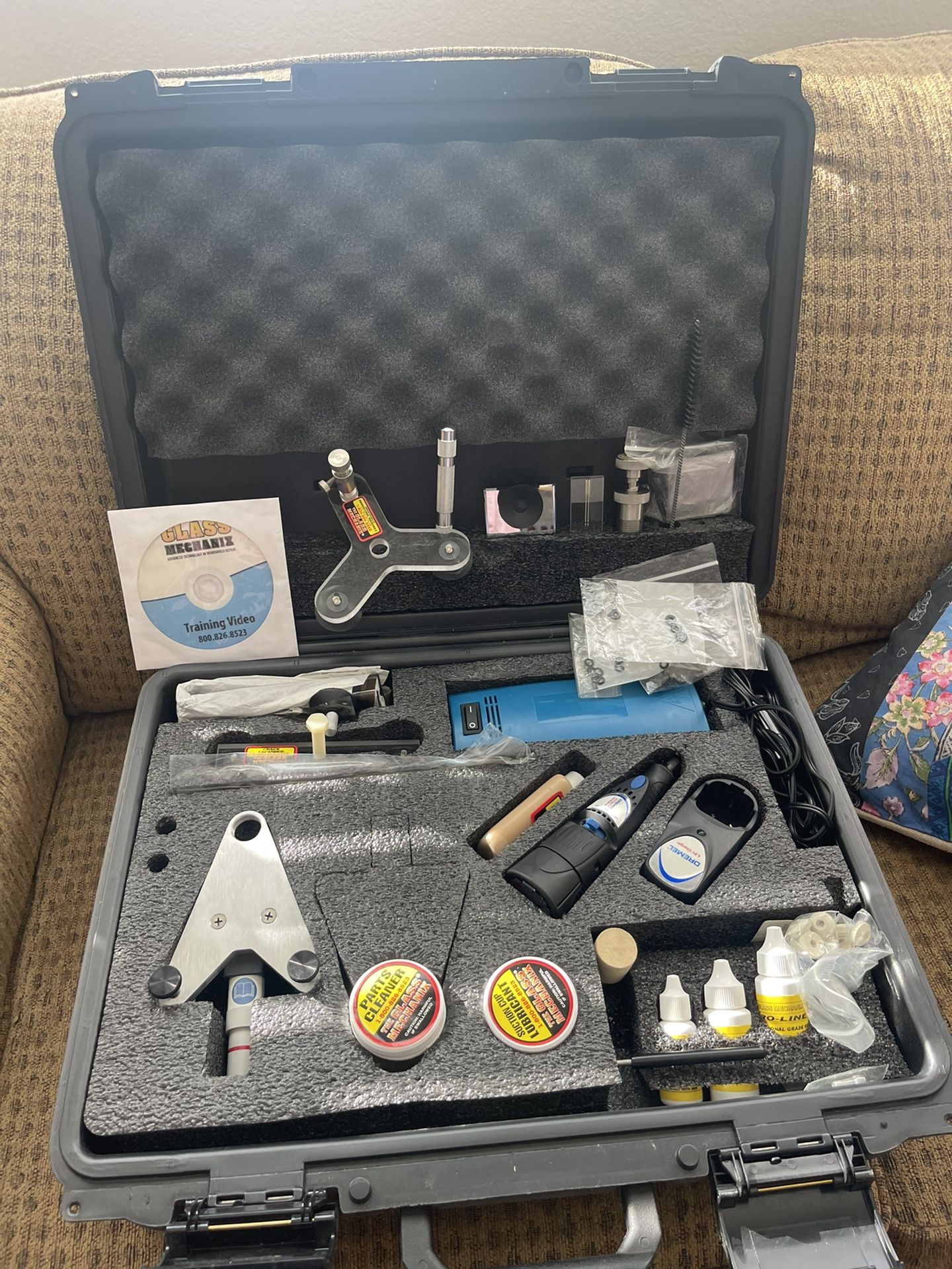 Glass Mechanix Professional Windshield Repair Kit