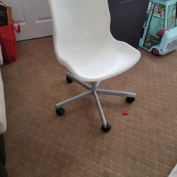 Ikea Plastic Office Chair 