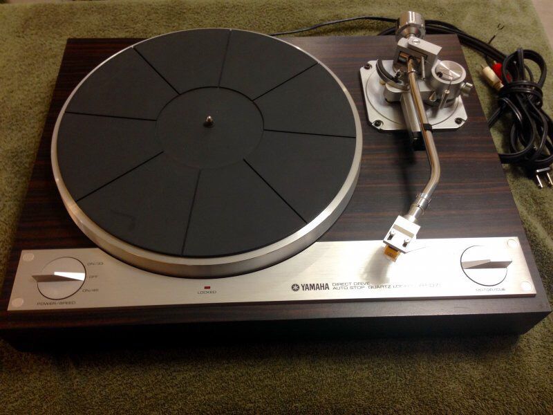Yamaha YP D turntable for Sale in Addison, IL   OfferUp
