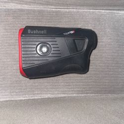 Bushnell Range Finder With Case 